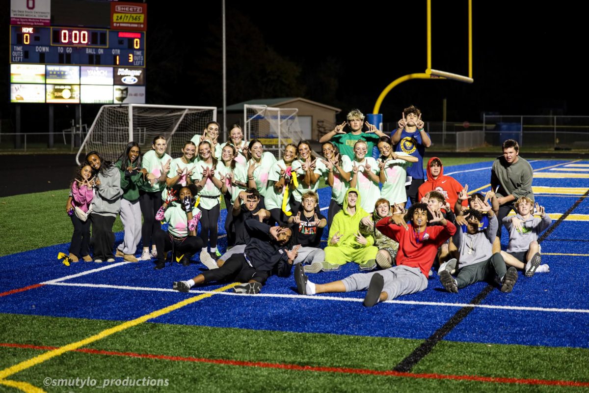 Junior girls dominate in Powderpuff