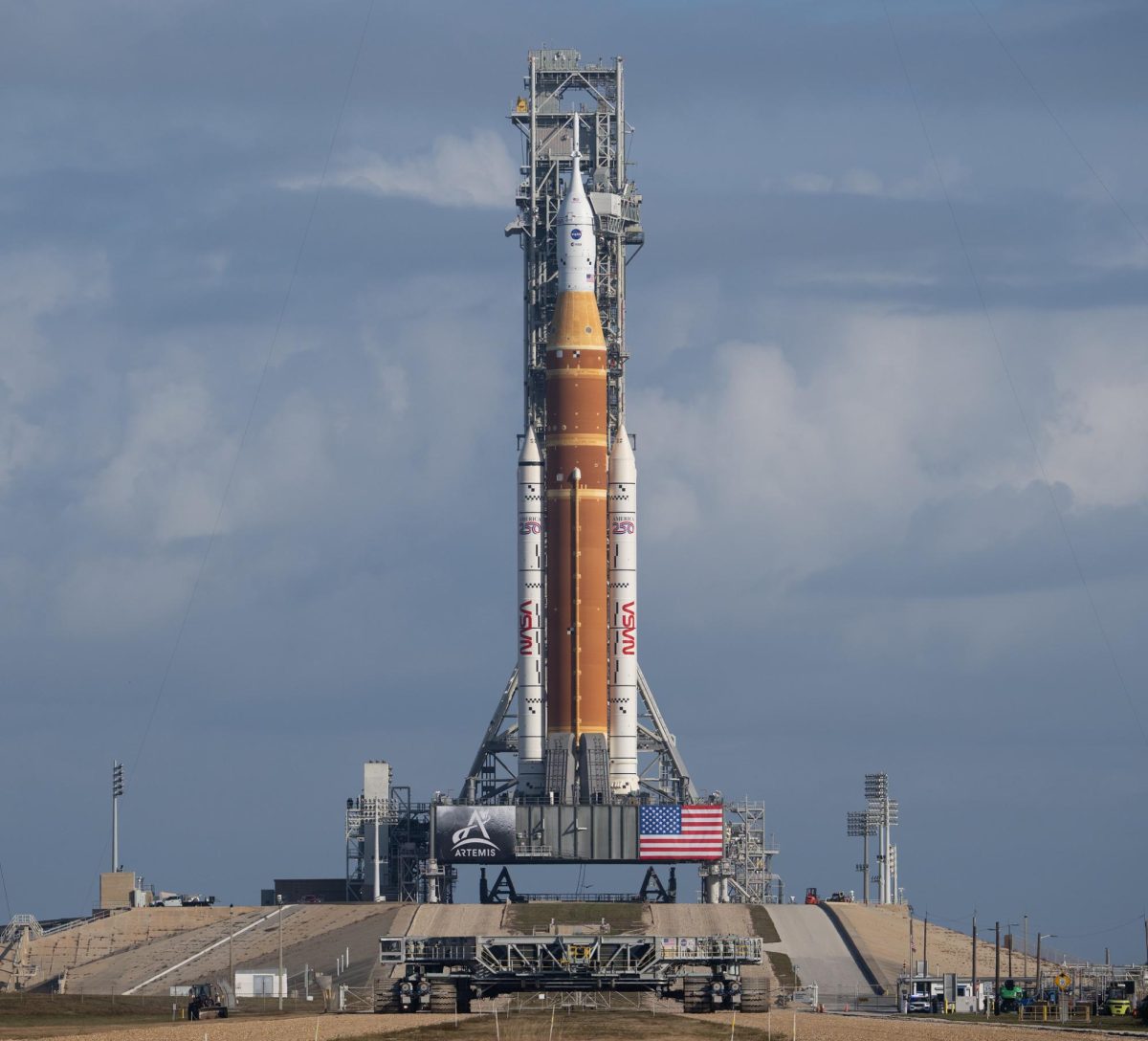 America to the Moon again